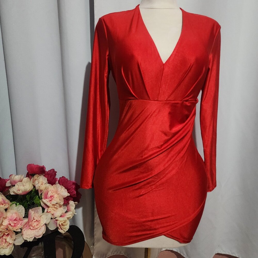 Party Dress | club night out party Red long-sleeved dress with V-neckline Short
